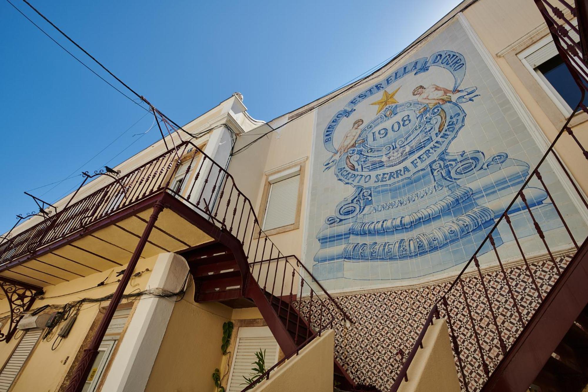 The Back Street Nest Apartment Lisbon Exterior photo