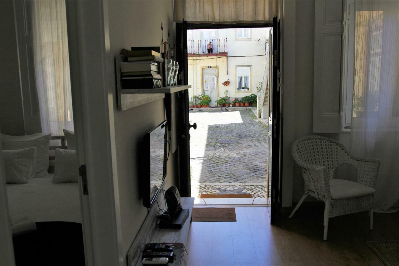 The Back Street Nest Apartment Lisbon Exterior photo