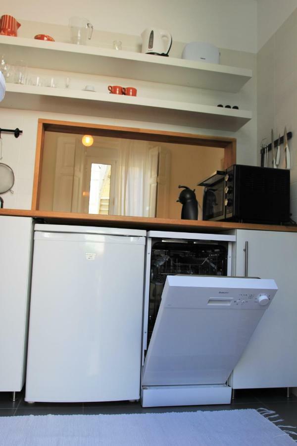 The Back Street Nest Apartment Lisbon Exterior photo